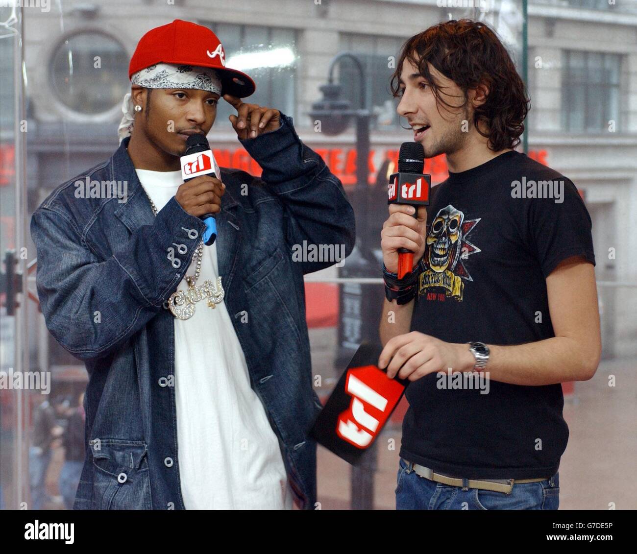 Alex Rapper London Rapper Chingy (leftt) and MTV presenter Alex Zane during MTV TRL UK at ...