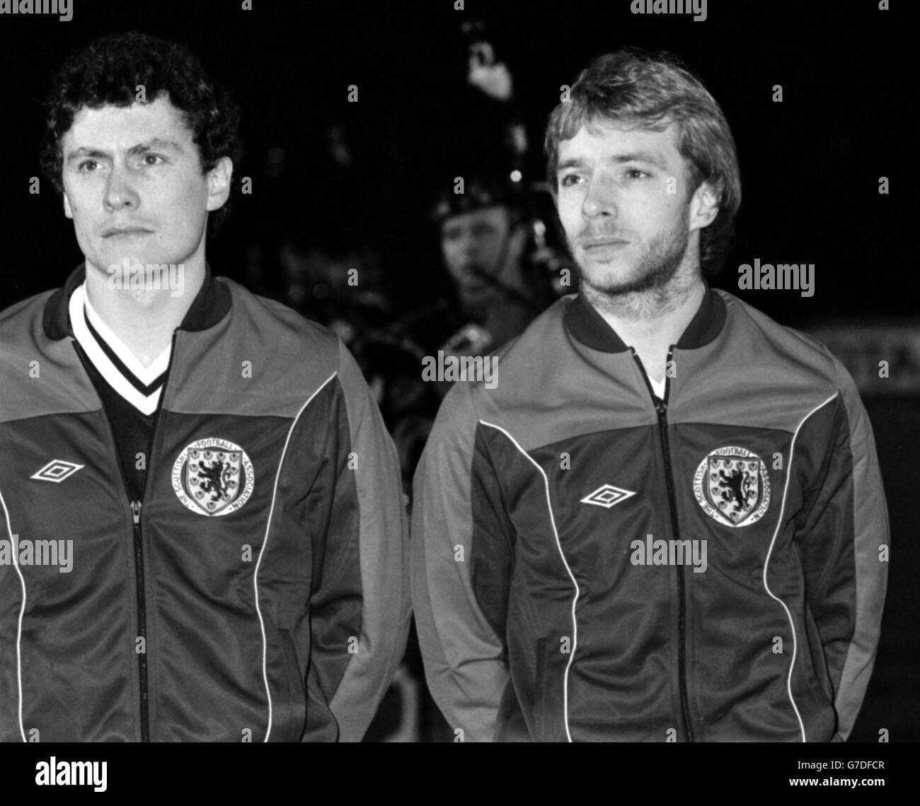 Jim Bett, left (Rangers) and Steve Archibald (Tottenham Hotspur). Stock Photo