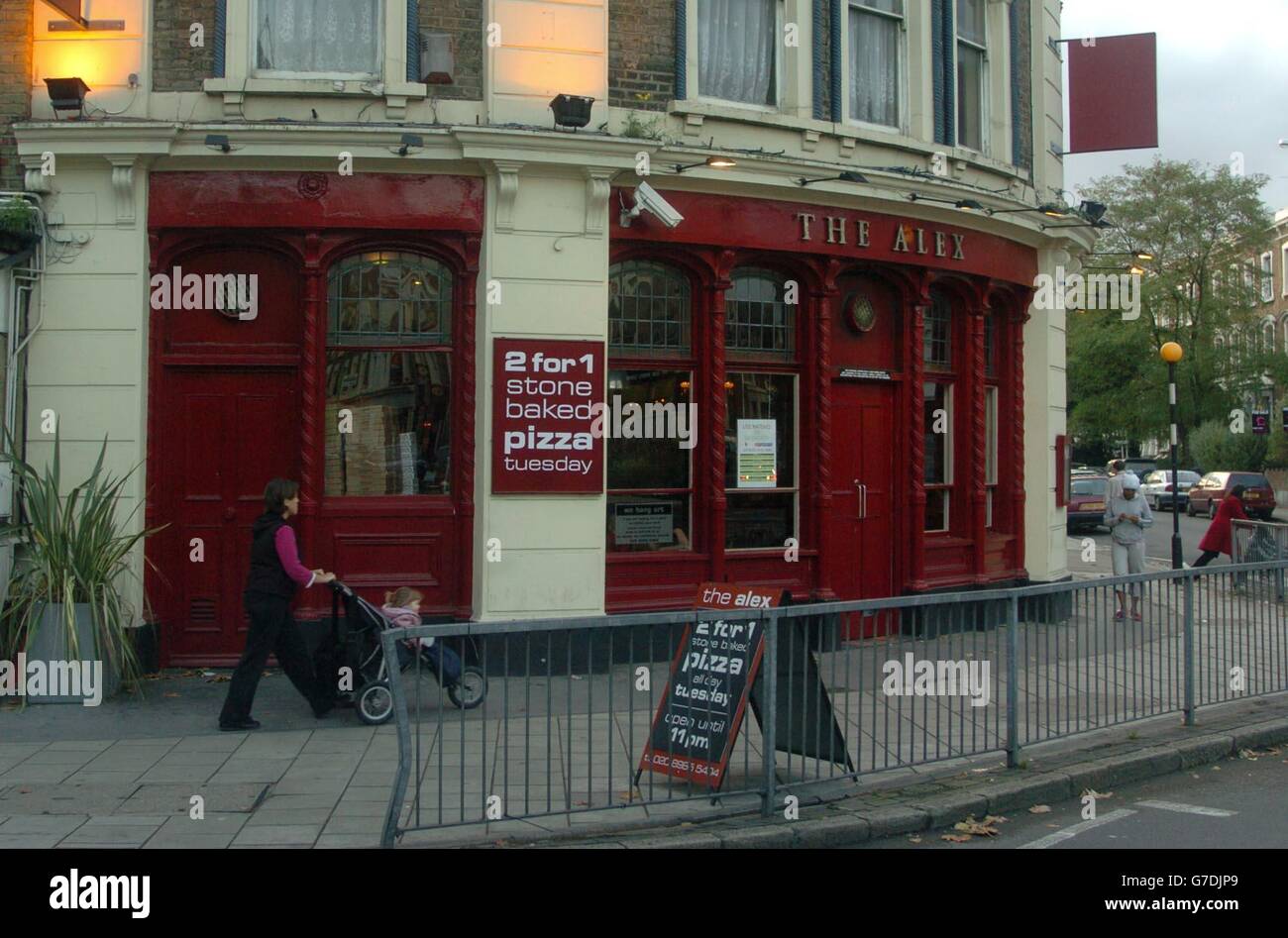 STANLEY STORE  The Stanley Pub