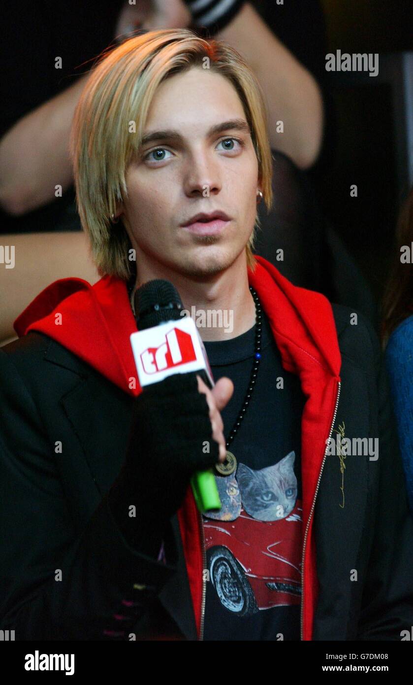 Singer Alex Band from rock group The Calling during his guest