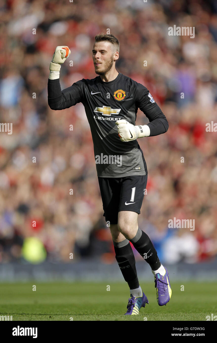 Manchester United's David De Gea celebrates at the final whistle during the  Premier League match at the London Stadium, London. Picture date January  2nd, 2017 Pic David Klein/Sportimage via PA Images Stock