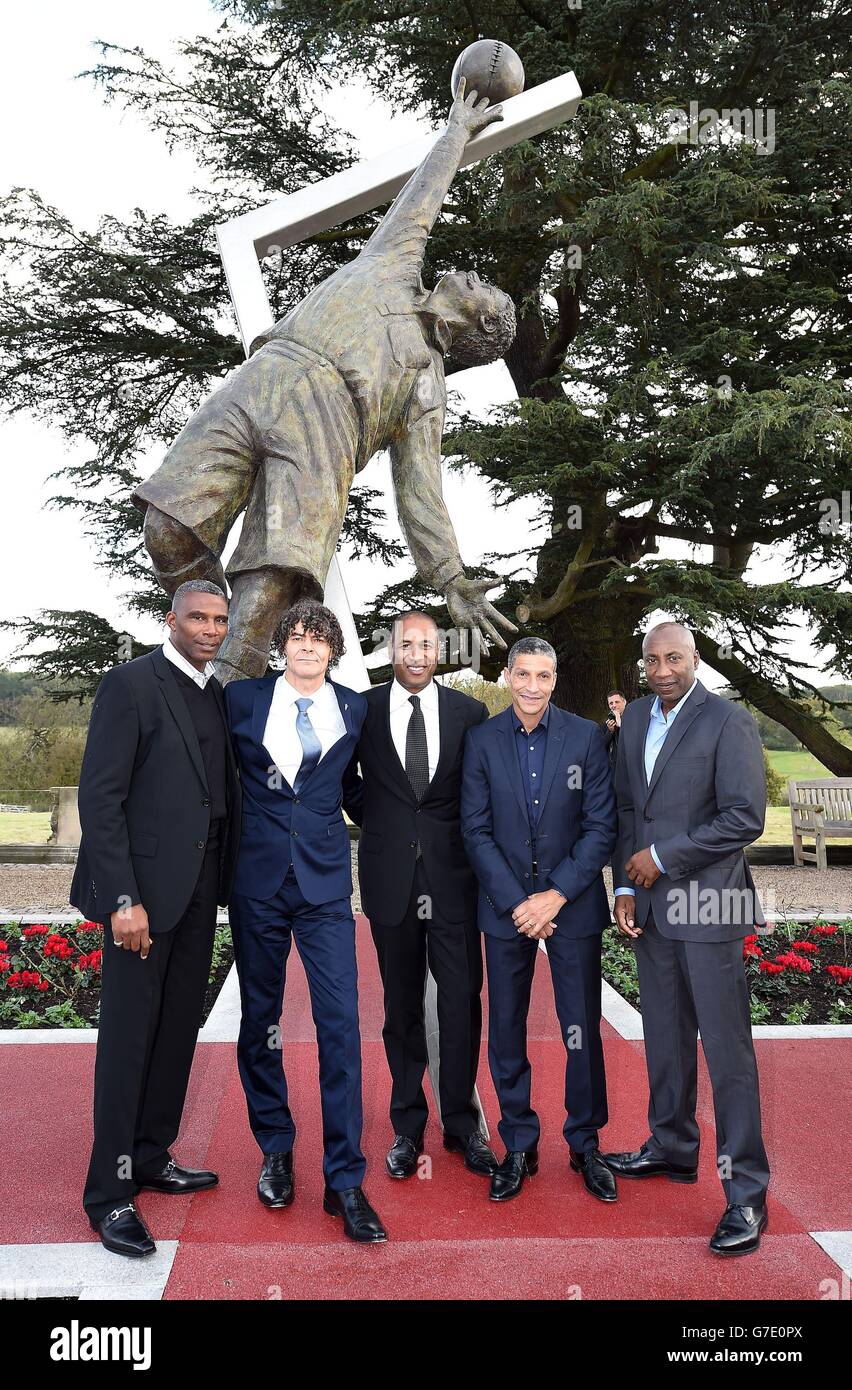 (left - right) Dave Regis, Shaun Campbell, Les Ferdinand and Chris Hughton, Chris Ramsey as the statue of Arthur Wharton is unveiled at St. George's Park, Burton-upon-Trent. Stock Photo