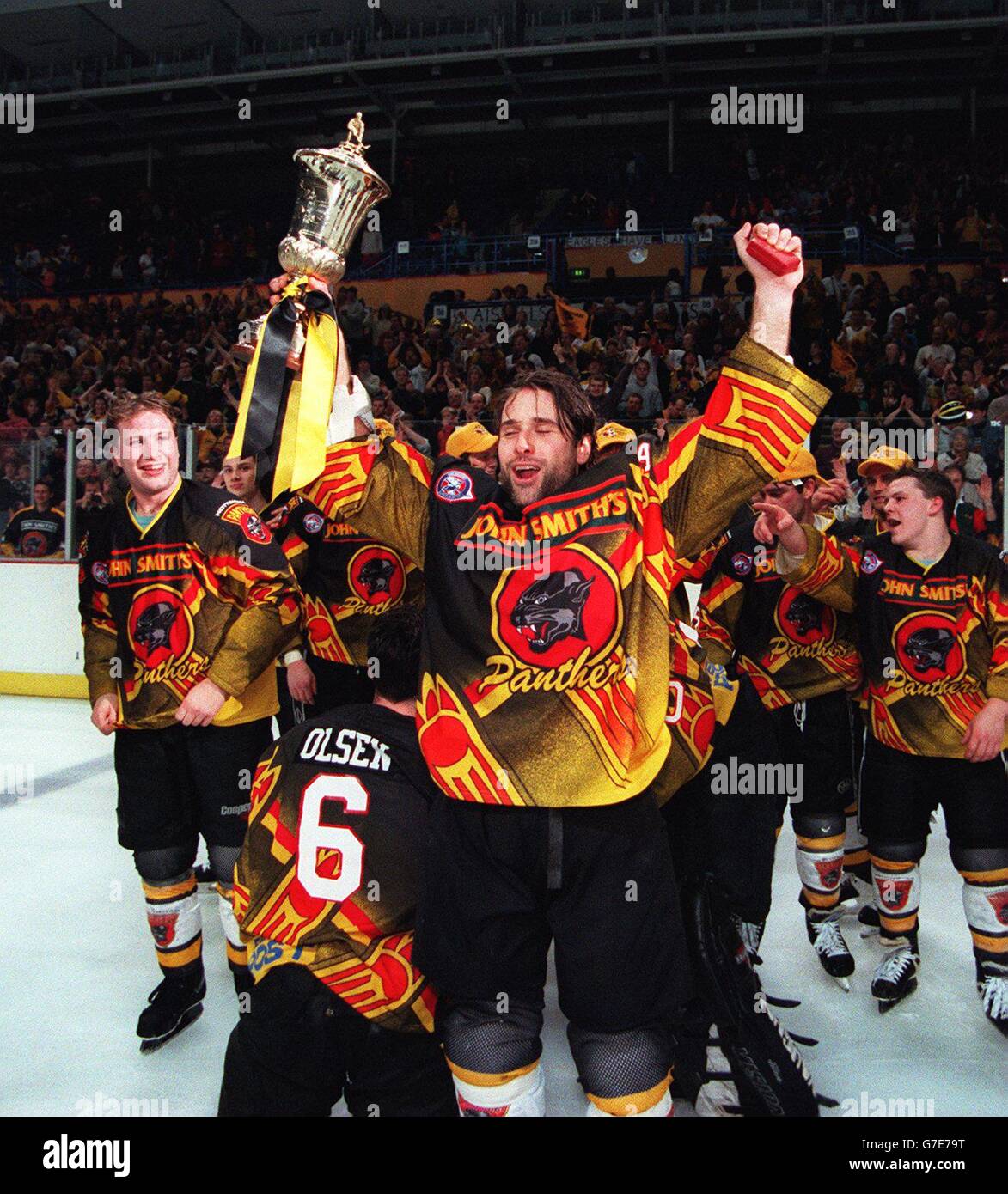 Ice hockey cup final ayr scottish eagles nottingham panthers hires