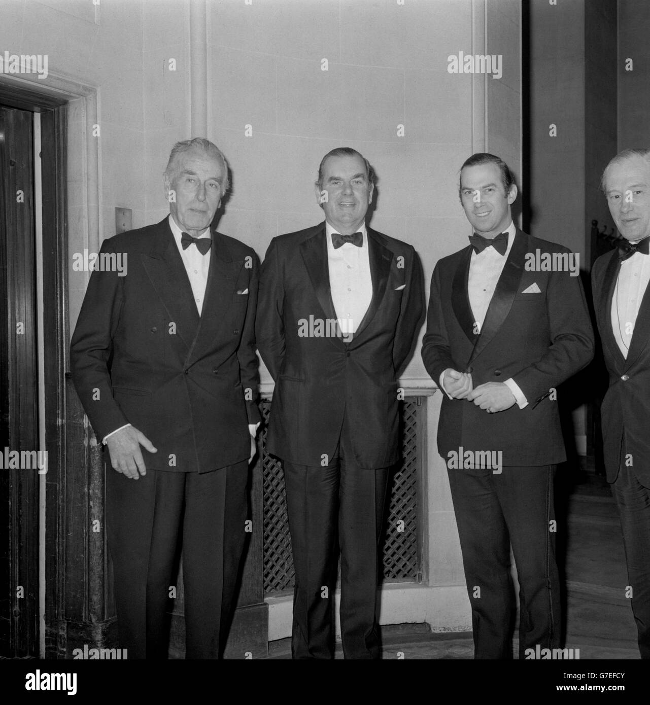 Rac club pall mall london Black and White Stock Photos & Images Alamy