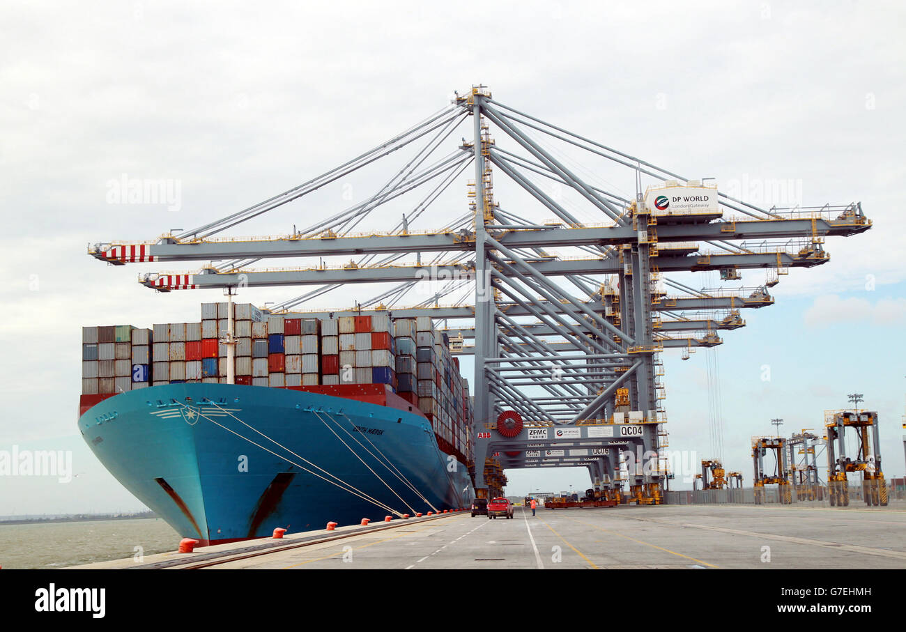 Edith Maersk at DP World London Gateway Stock Photo - Alamy