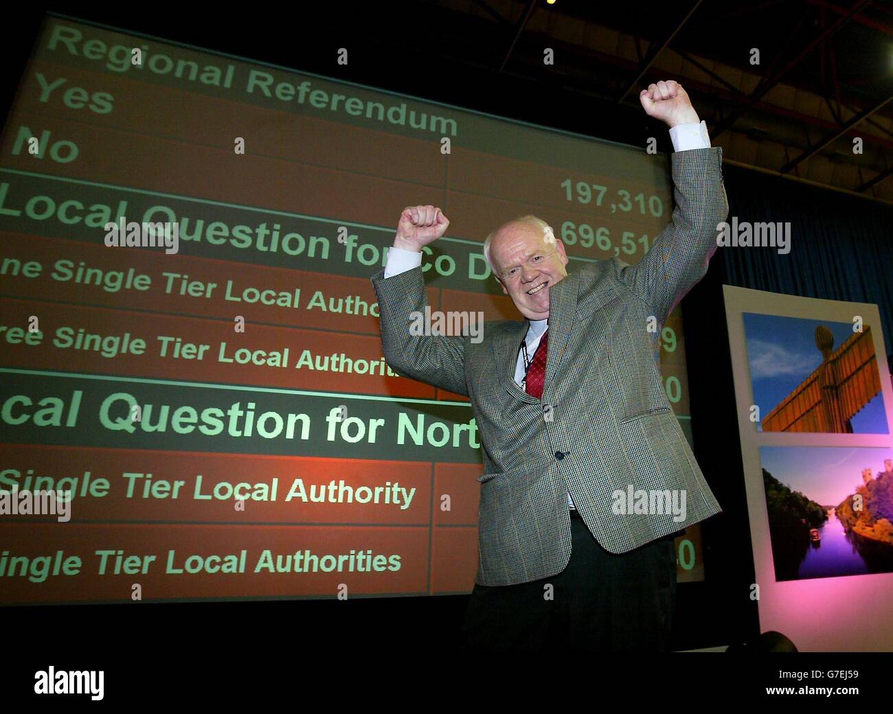 John Elliot celebrates his win for the No Campaign in North East Regional Assembly Vote at the Crowtree Leisure Centre in Sunderland. The Government's plans for regional devolution in England were dealt a crushing blow today when voters in North East decisively rejected proposals for an elected assembly. The first English region to hold a referendum on establishing an assembly voted overwhelmingly by 696,519 to 197,310 against. Stock Photo