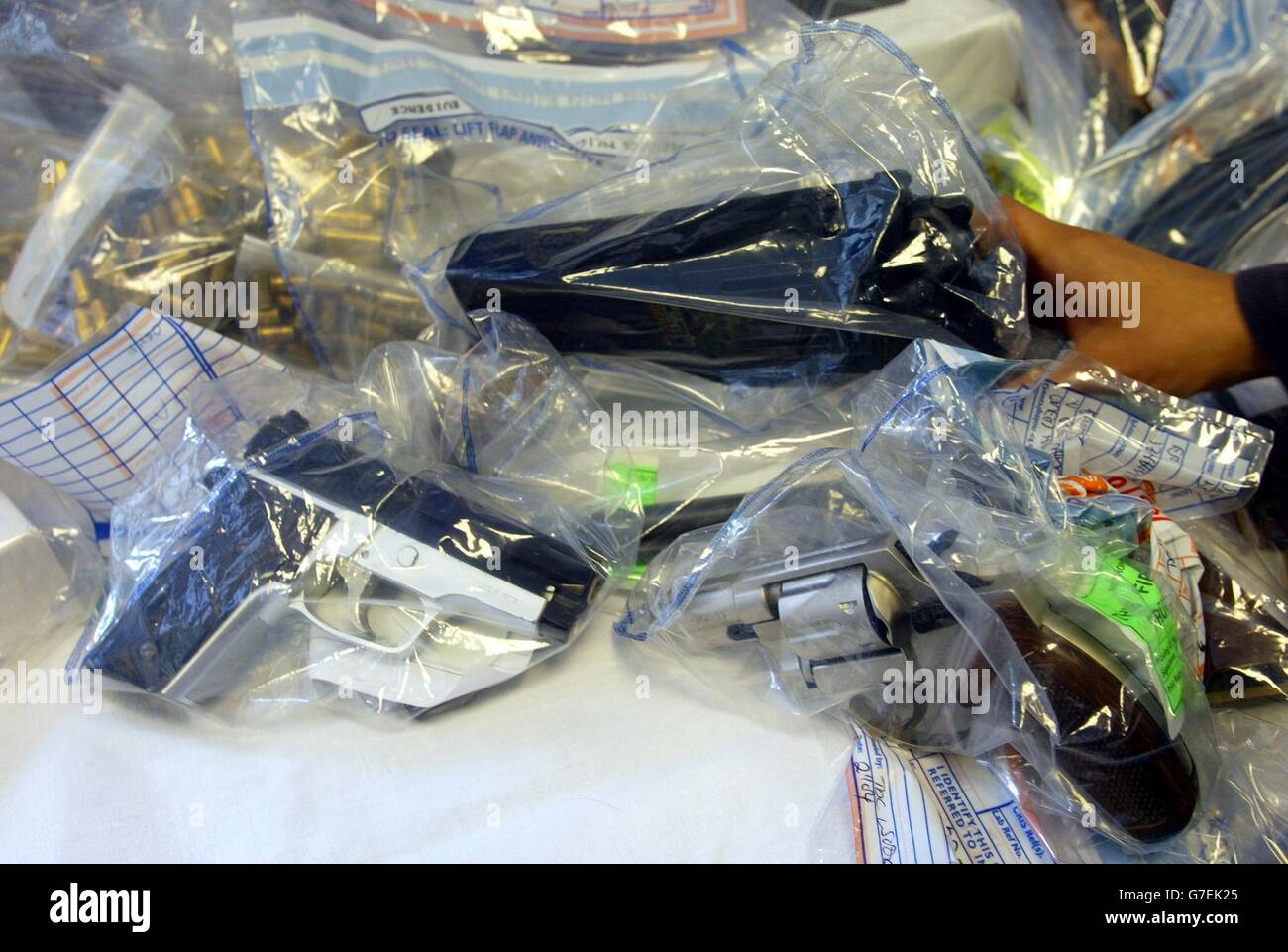 Guns seized in london hi-res stock photography and images - Alamy