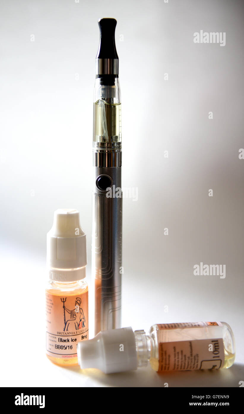 01/11/14 An e-cigarette and liquid refill bottles, as new figures reveal  that electronic cigarettes have been linked to more than 100 fires in the  UK since 2012 Stock Photo - Alamy