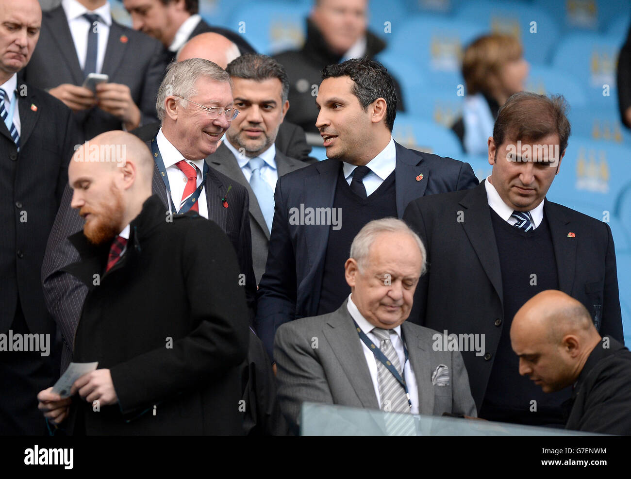 sir-alex-ferguson-left-manchester-city-chairman-khaldoon-al-mubarak-G7ENWM.jpg