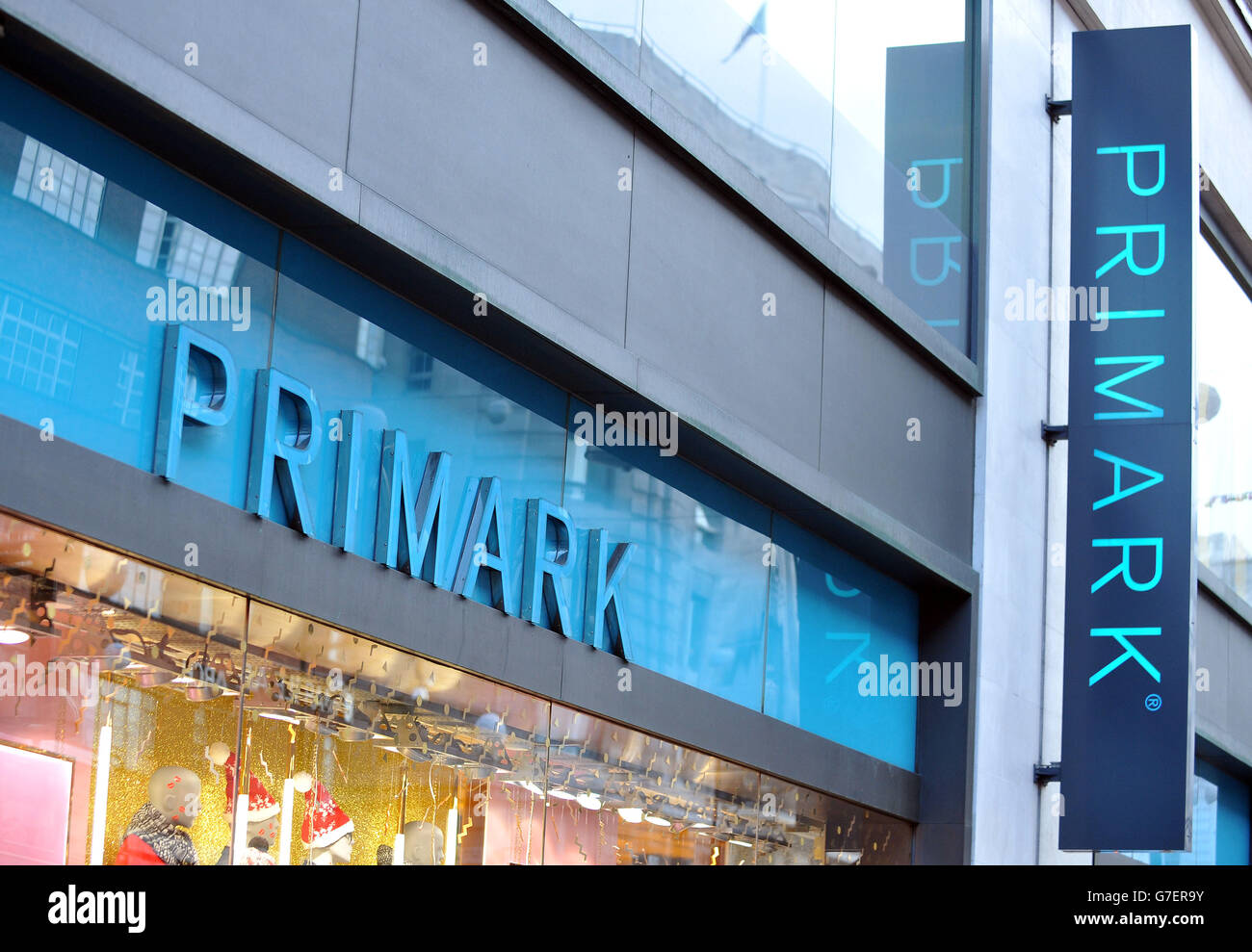 Primark marble arch hi-res stock photography and images - Alamy