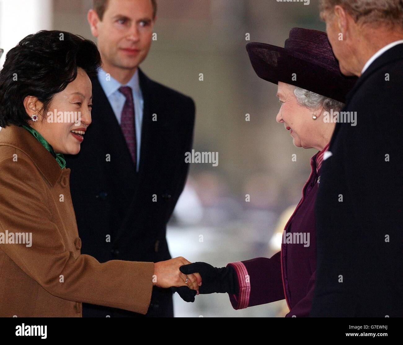 Mrs Roh Moo-hyun, wife of the President of South Korea meets Britain's ...