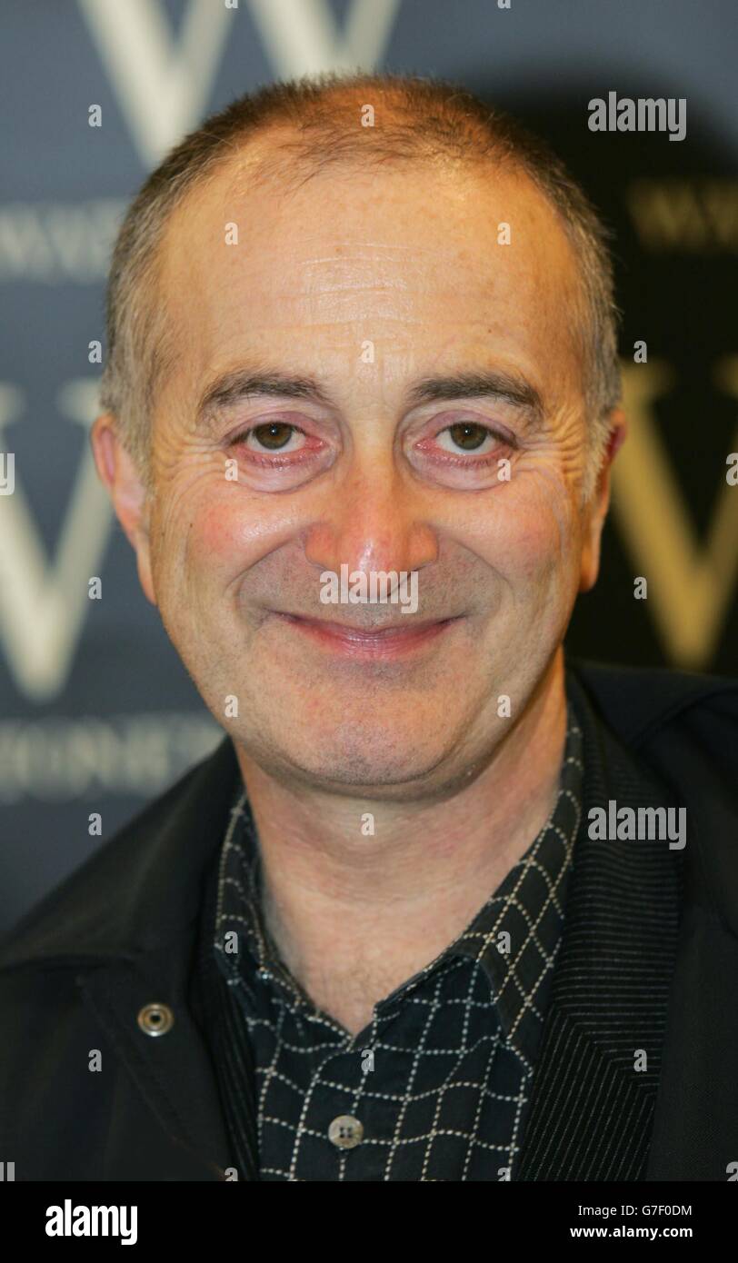 Tony robinson hi-res stock photography and images - Alamy