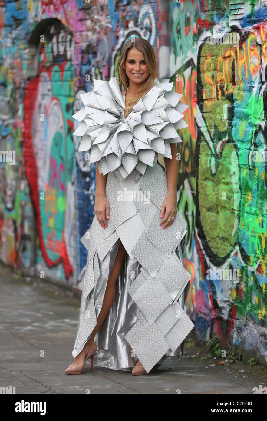 Junk Kouture Recycled Fashion Stock Photo Alamy