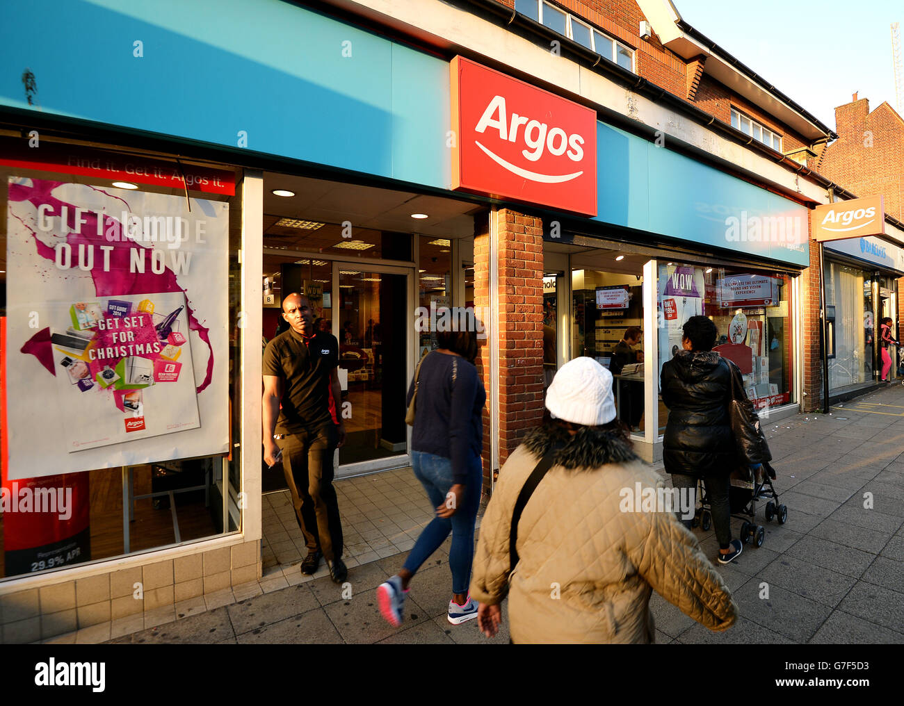 The main entrance for one of the older style Argos store, on the high