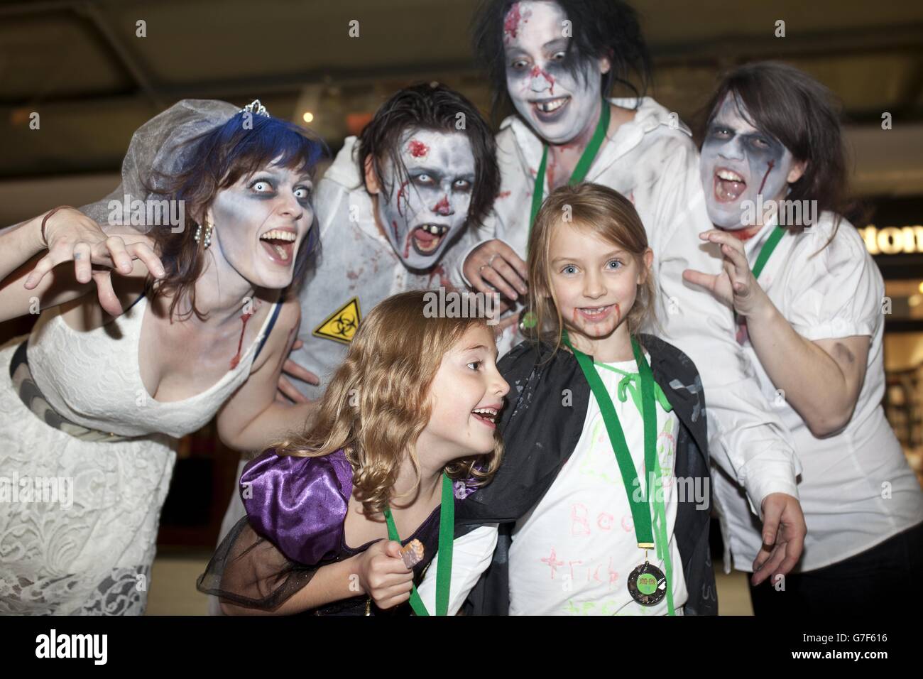 Zombie Fun Run Stock Photo 107898818 Alamy