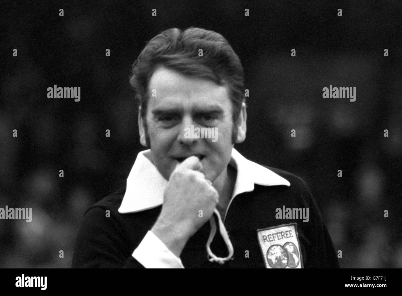 Soccer - Referee Pat Partridge - London Stock Photo