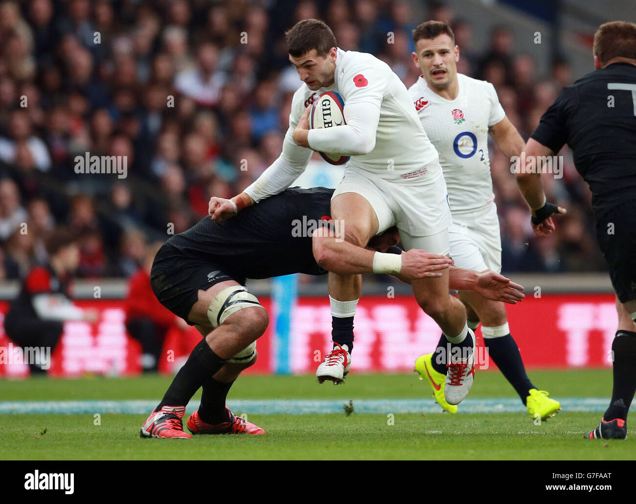 https://c8.alamy.com/comp/G7FAAT/englands-jonny-may-is-tackled-by-new-zealands-sam-whitelock-during-G7FAAT.jpg