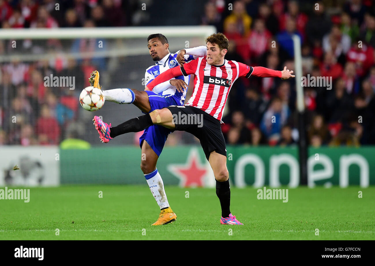 Soccer - UEFA Champions League - Group H - Athletic Bilbao v FC Porto - San  Mames Stadium Stock Photo - Alamy