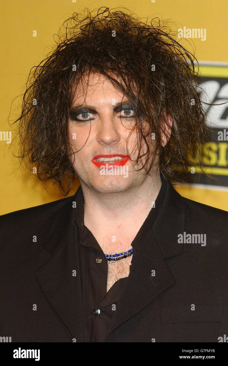 Robert Smith’s Instagram, Twitter & Facebook on IDCrawl