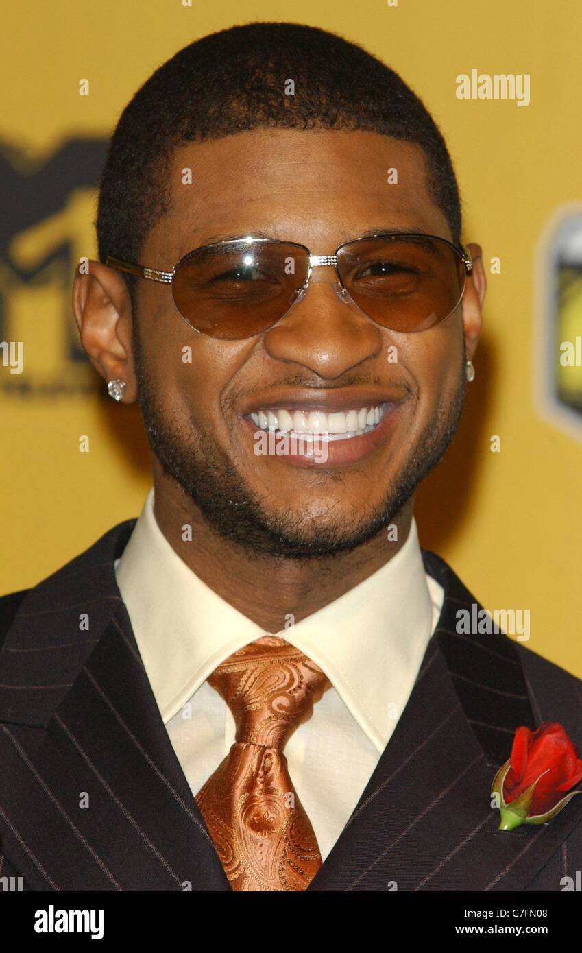 The MTV Europe Music Awards 2004. Usher during the 11th annual MTV(01)