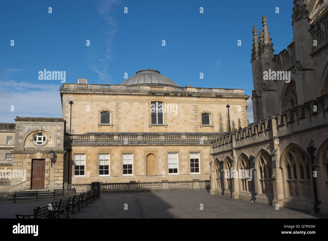 Bath Abbey and Roman baths in southern England Stock Photo - Alamy