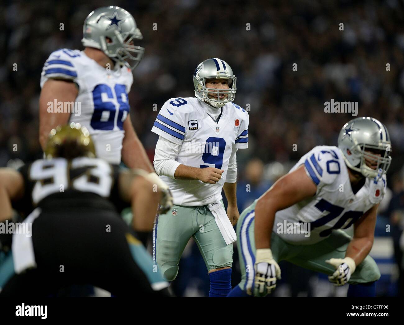 Dallas Cowboys' quarterback Tony Romo (centre) during the NFL ...
