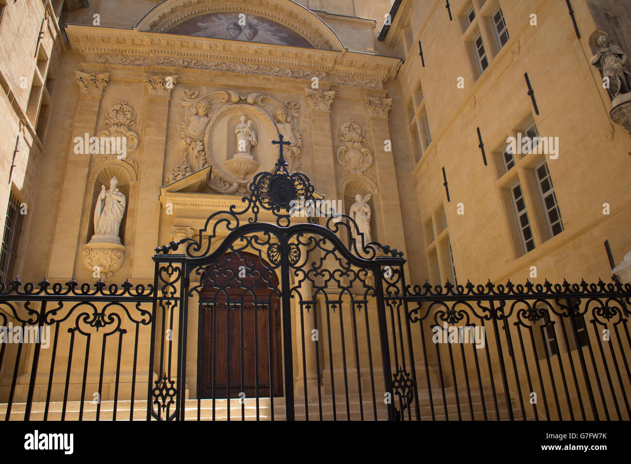 Aix en provence landmarks hi-res stock photography and images - Alamy