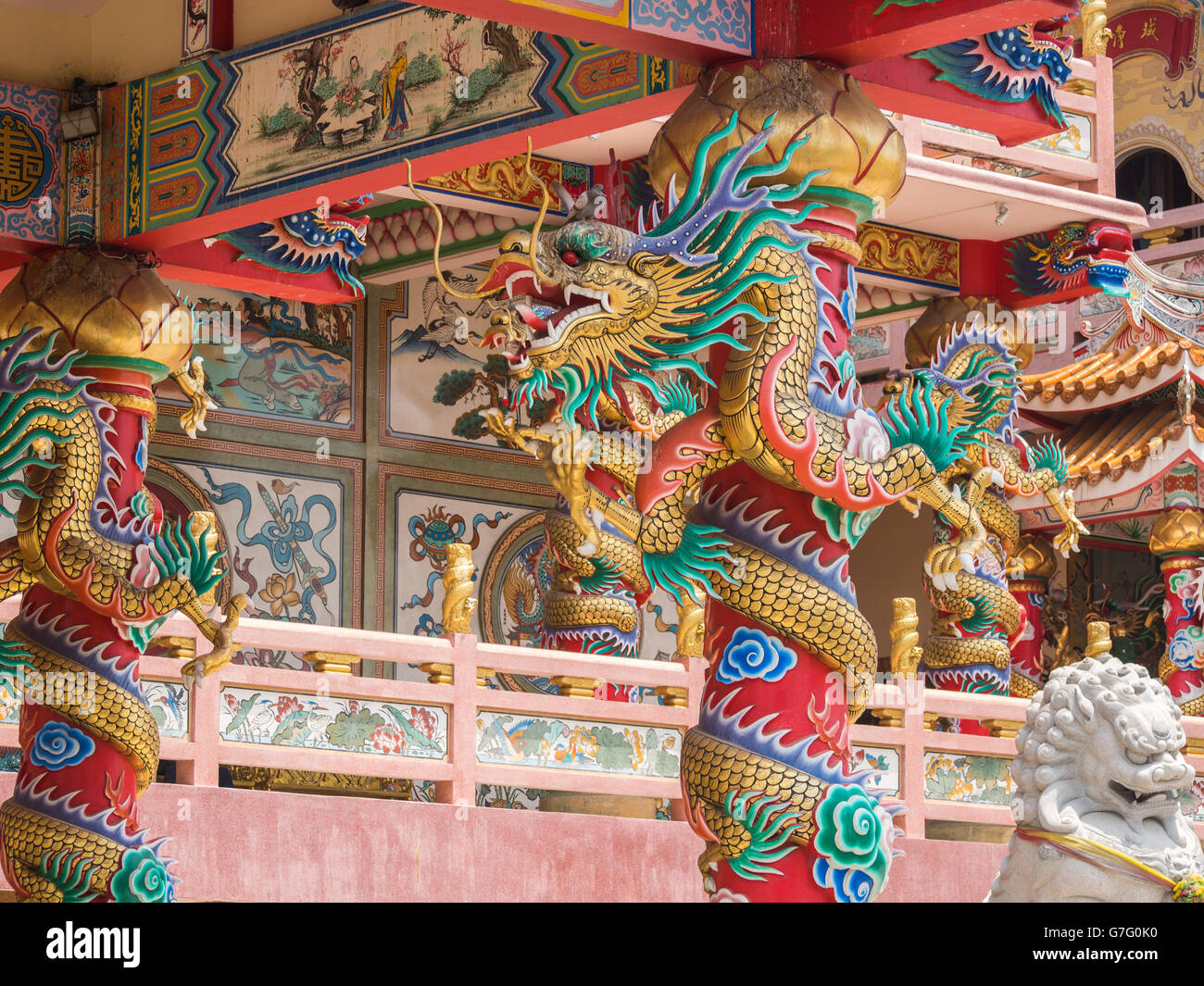 Dragon pole hi-res stock photography and images - Alamy