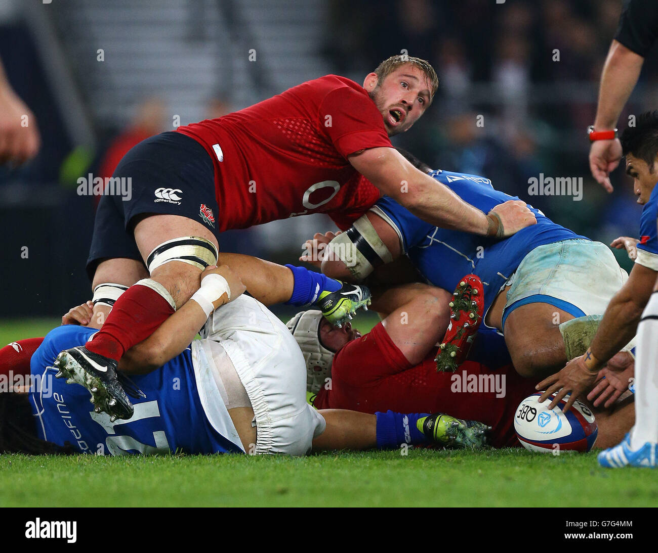 England's Chris Robshaw in action during the QBE International match at Twickenham, London. Stock Photo