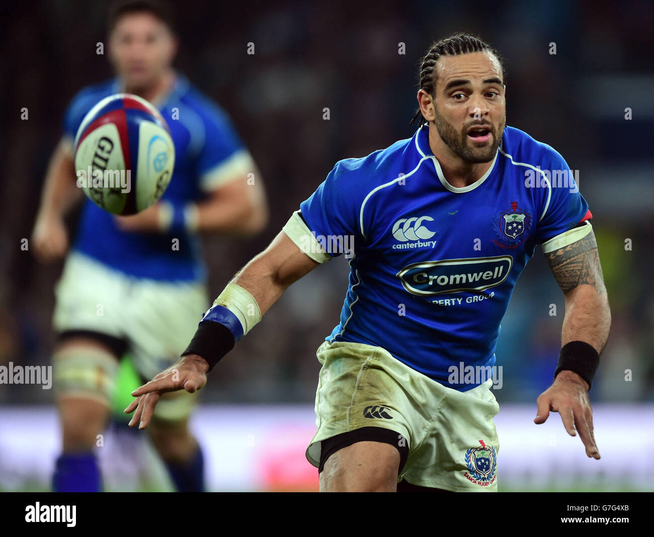Samoa's Kahn Fotualii during the QBE International match at Twickenham, London. PRESS ASSOCIATION Photo. Picture date: Saturday November 22, 2014. See PA Story RUGBYU England. Photo credit should read: Adam Davy/PA Wire. Stock Photo