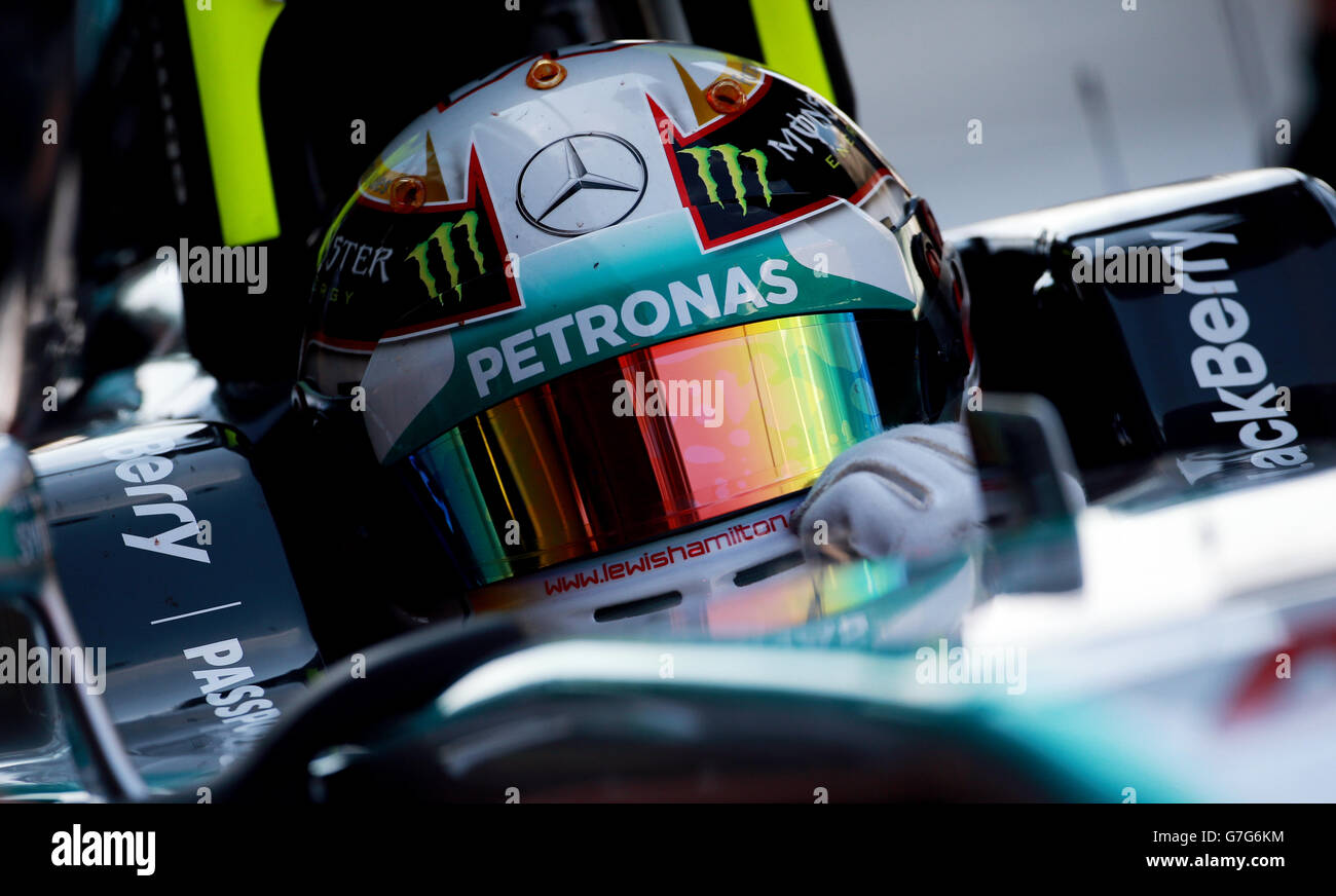 Mercedes Lewis Hamilton at the Yas Marina Circuit, Abu Dhabi. Stock Photo