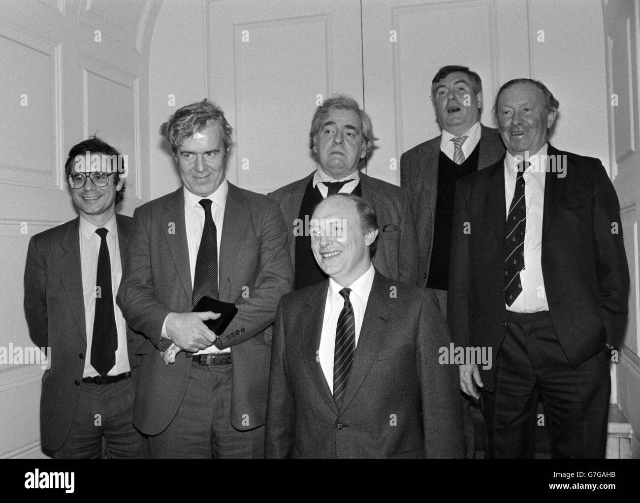 Left to Right: Simon Hoggart, Geoffrey Owen, George Gale, Ian Aitken, Dr Conor Cruise O'Brian. In Front Neil Kinnock. Stock Photo