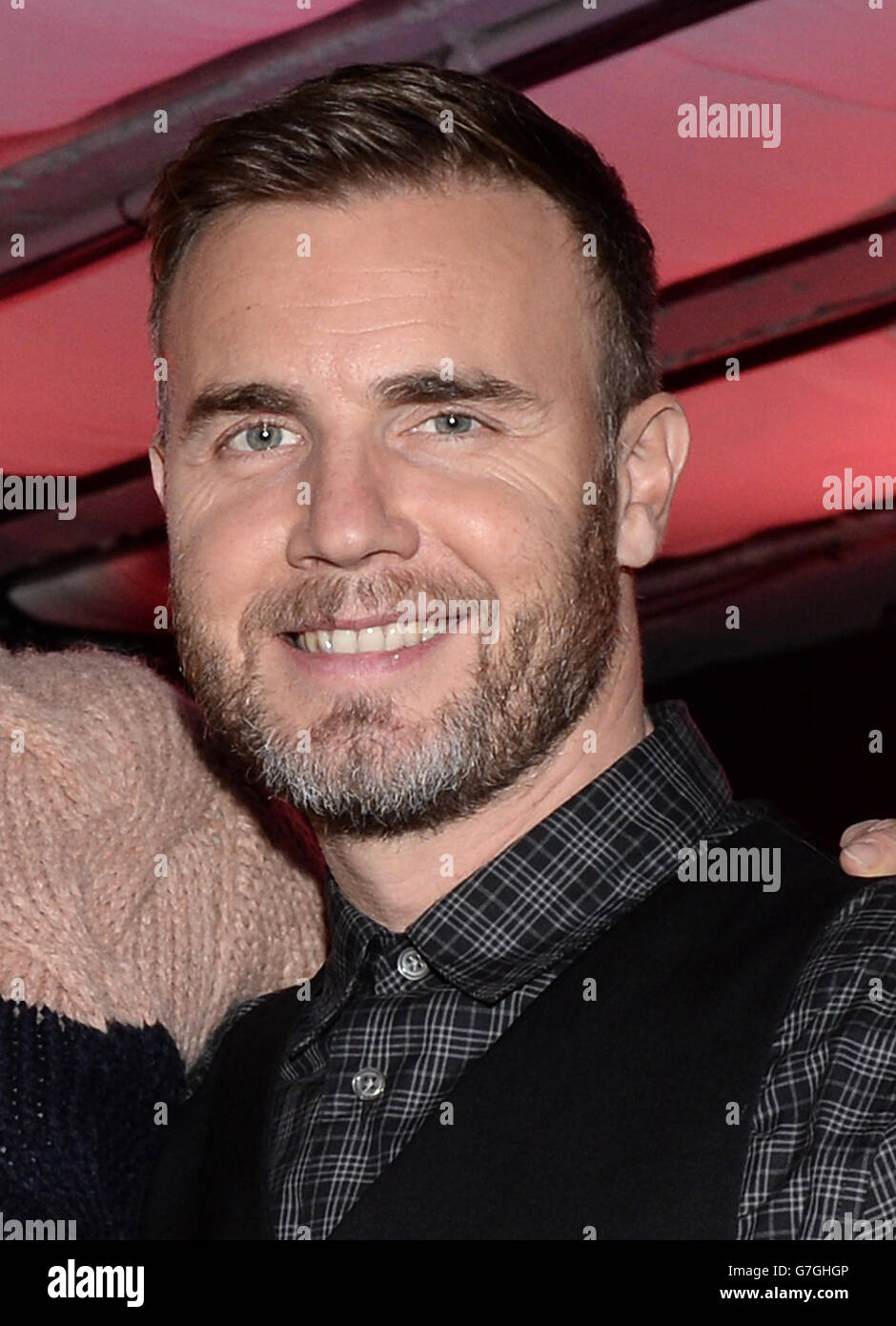 Gary barlow poses hires stock photography and images Alamy
