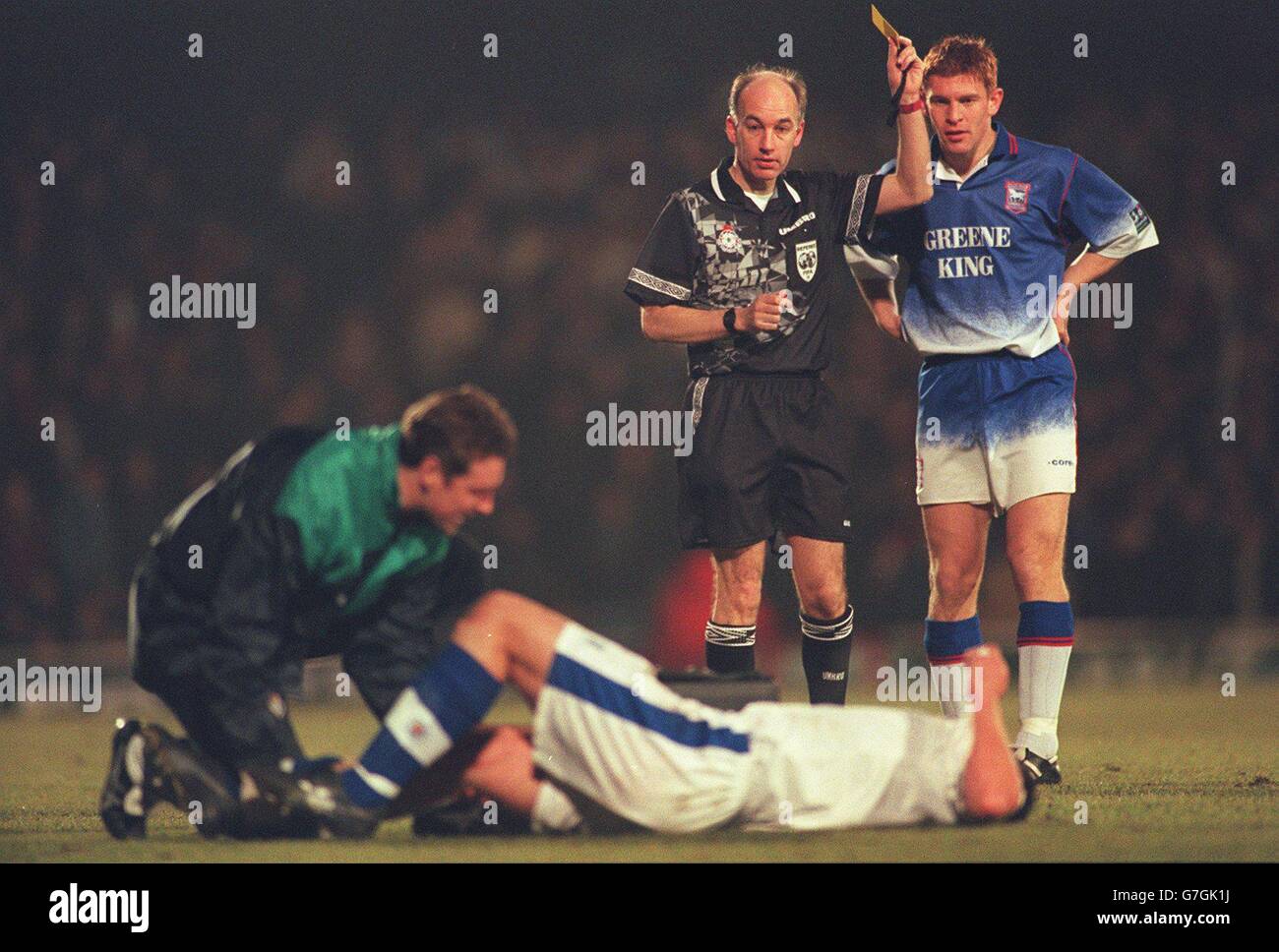 Referee david elleray gives richard naylor hi-res stock photography and ...