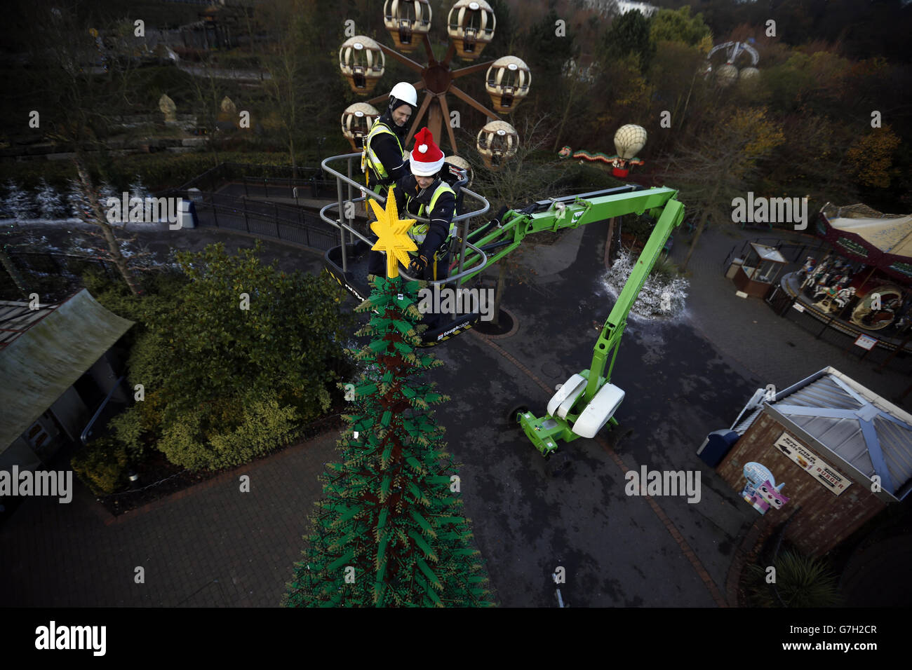 LEGOLAND Windsor Christmas tree Stock Photo Alamy