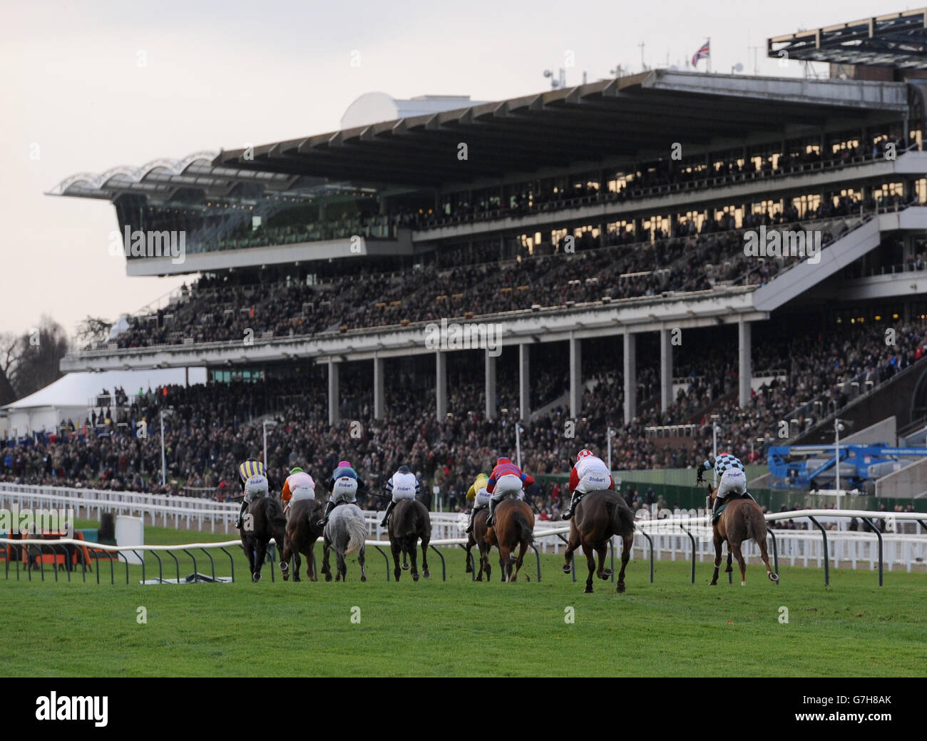 Horse Racing - The International - Day One - Cheltenham Racecourse. Horses run in the Majordomo Hospitality Handicap Chase during day one of The International at Cheltenham Racecourse. Stock Photo