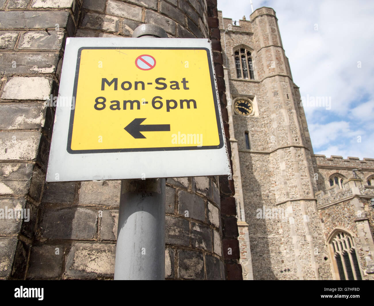 A UK parking sign indicating parking restrictions, Monday to Saturday. Stock Photo