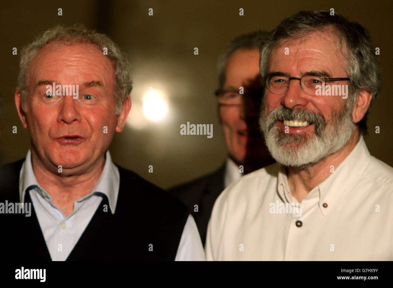 Stormont urged to accept offer Stock Photo Alamy