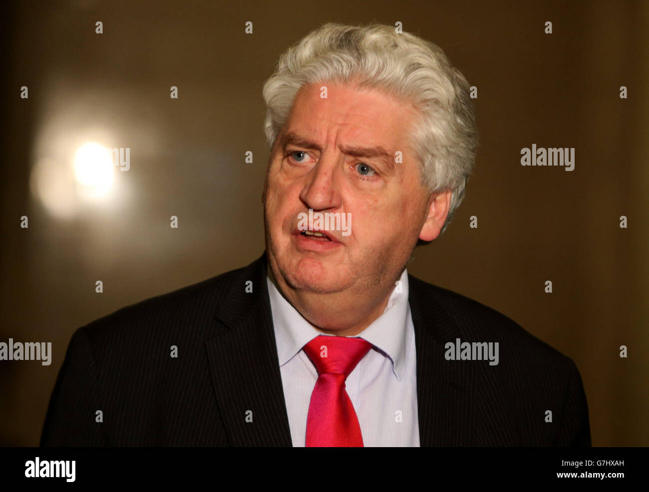 Stormont urged to accept offer Stock Photo Alamy