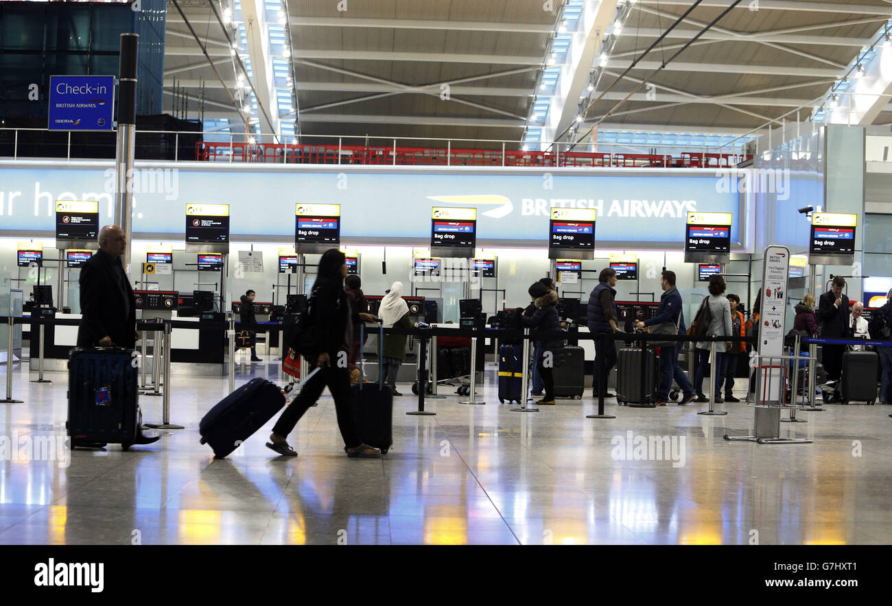 Airport drop off bags hires stock photography and images Alamy