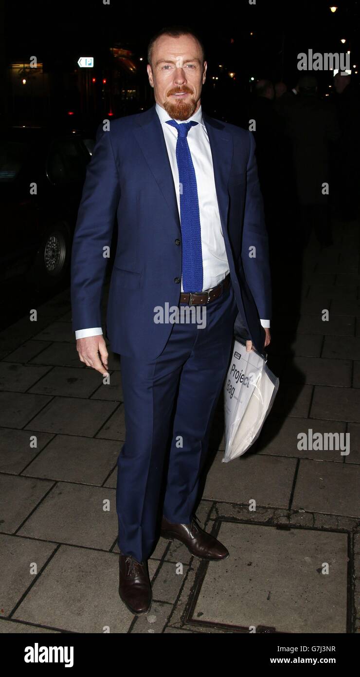 Dame Maggie Smith birthday party - London. Toby Stephens attends the 80th birthday party of Dame Maggie Smith at 34 in Grosvenor Square, London. Stock Photo