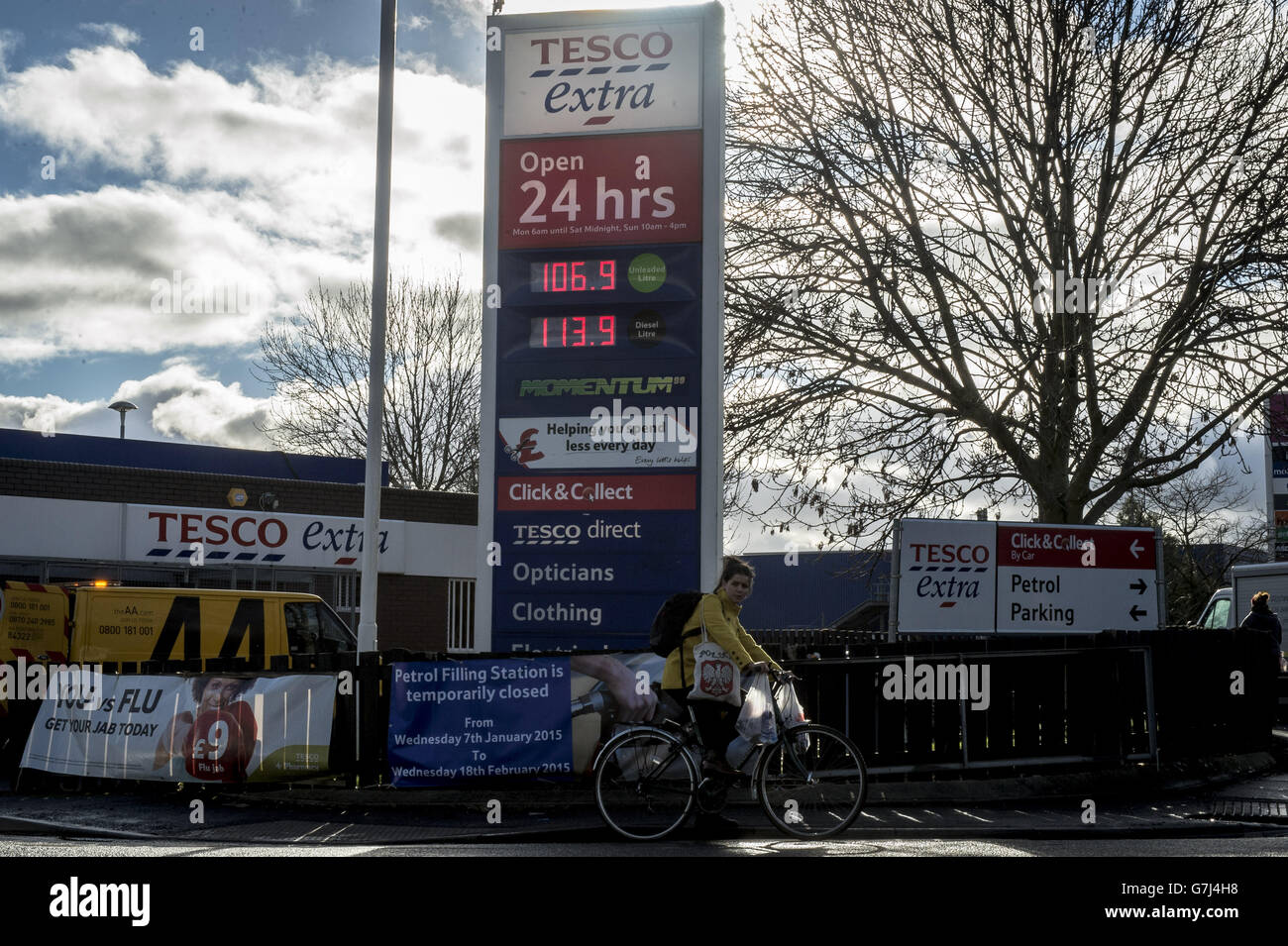 Tesco Petrol Pump Prices High Resolution Stock Photography and Images