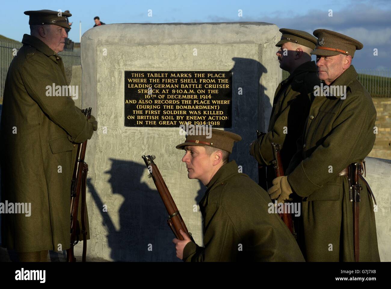 The Commemoration Society 18th Battalion Durham Light Infantry at the plaque in Hartlepool, as the town devastated by the 1914 German bombardment of the North East coast commemorates the 100th anniversary of the attack. Stock Photo