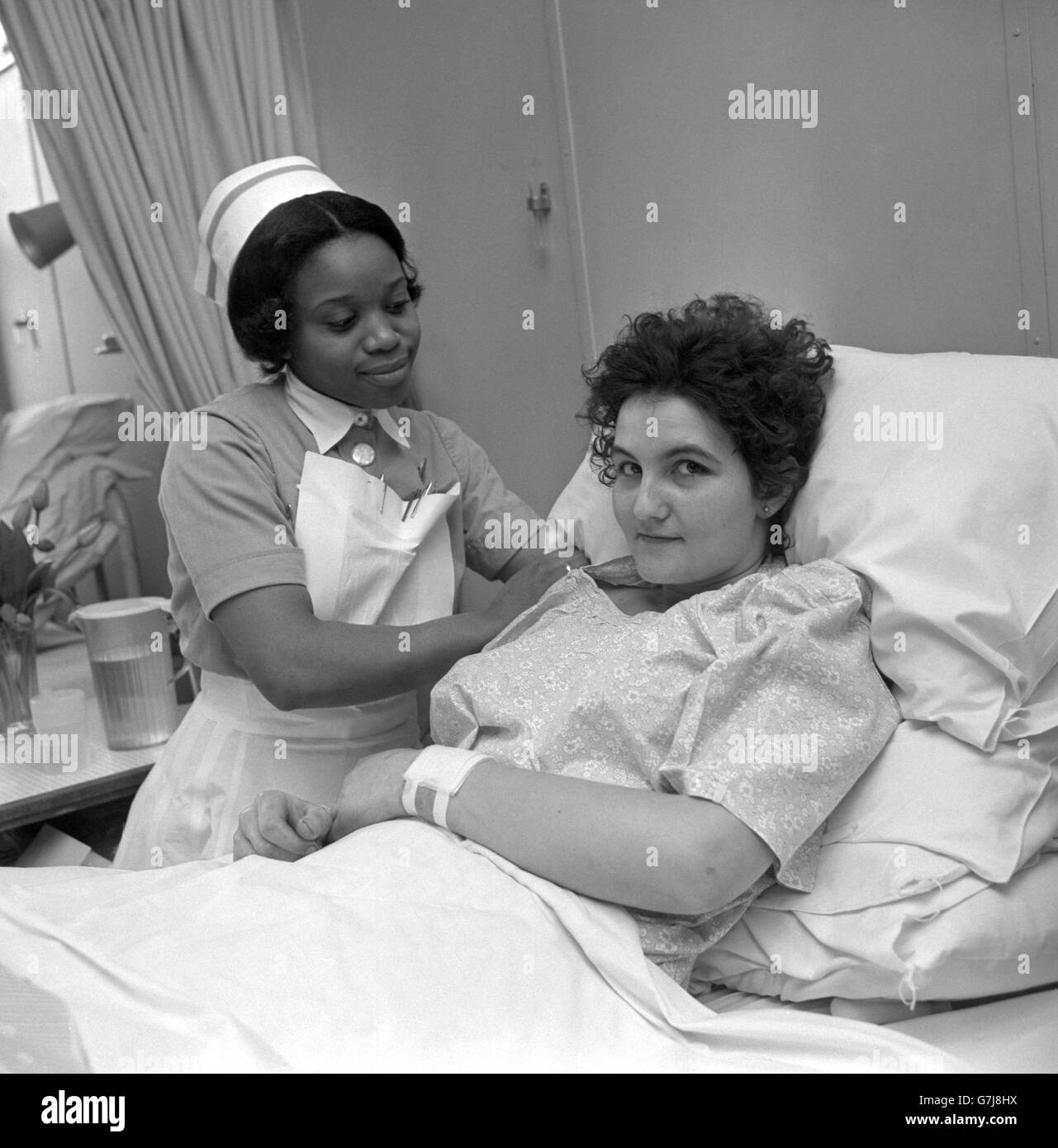 Marion King, 20, of Highbury, North London, a survivor of the Moorgate tube train disaster, in The London Hospital, Whitechapel. Marion, who has leg and rib injuries, was in the first carriage of the train. Stock Photo