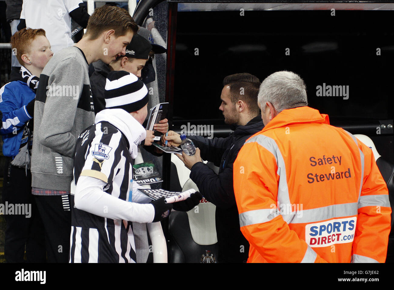 newcastle-uniteds-adam-armstrong-signs-autographs-for-fans-hi-res-stock