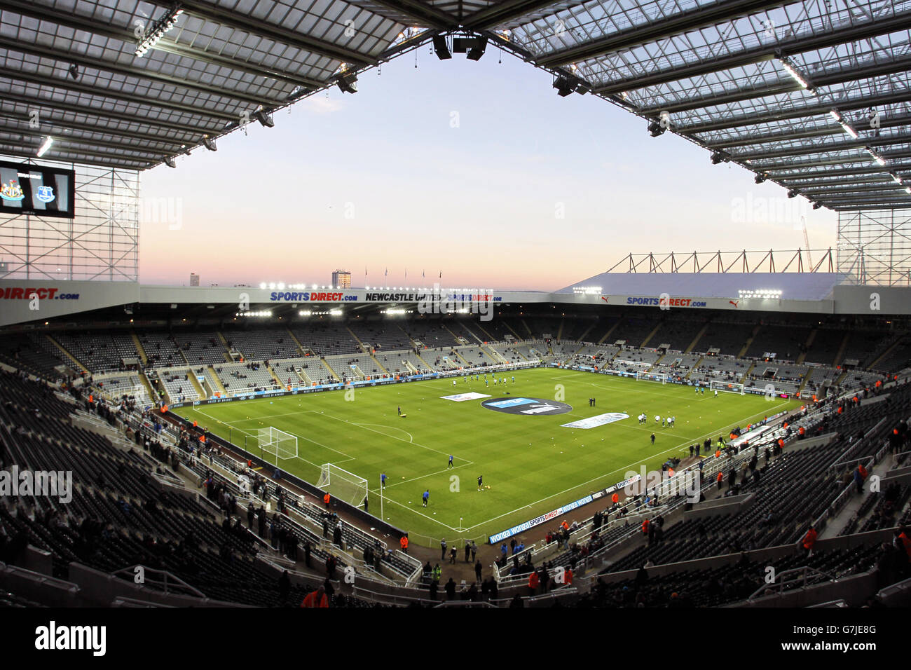 Soccer - Barclays Premier League - Newcastle United v Everton - St James' Park. A general view of the pitch at St James' Park Stock Photo