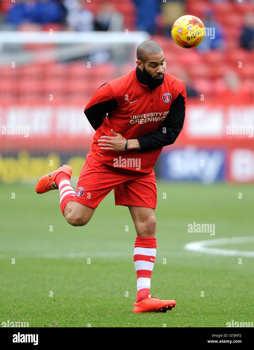 Oguchi Onyewu Of Charlton Athletic Hi res Stock Photography And Images Oguchi Onyewu Of Charlton Athletic Hi res Stock Photography And Images