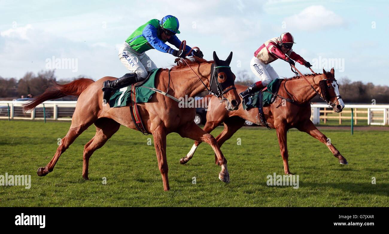 Vesuvhill ridden by Daryl Jacob (left) with Avel Vor ridden by Richard Johnson on their way to victory in the Betfred Goals Galore Novices&acute; Handicap Hurdle on Betfred Classic Chase Day at Warwick Racecourse, Warwick. Stock Photo