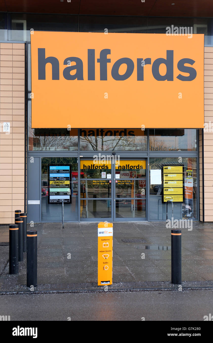 News consumer halfords hires stock photography and images Alamy