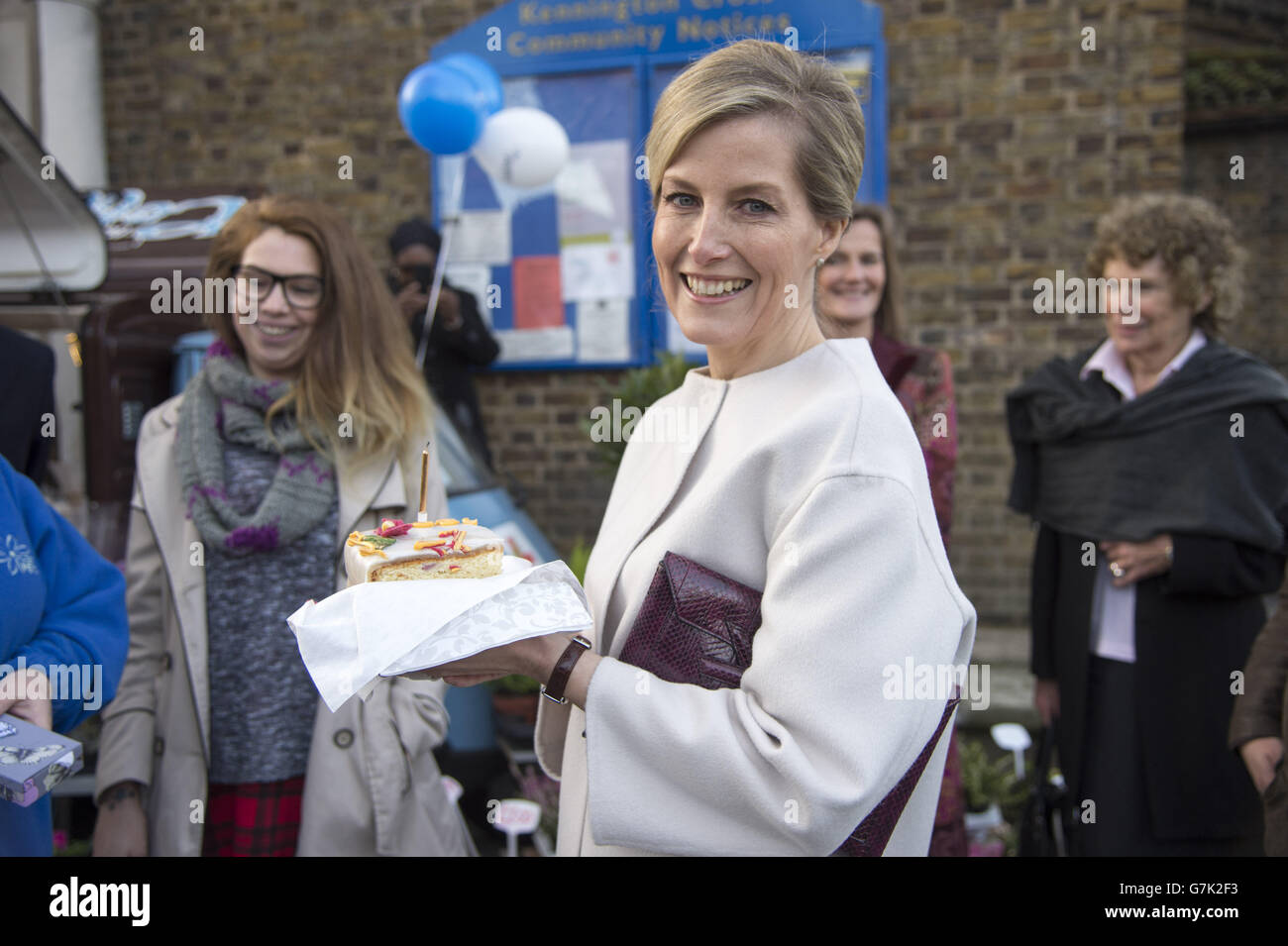 The Countess of Wessex visits the Tomorrow's People Social Enterprises, St Anselm's Church, Kennington, to meet staff and supporters in support of The Queen's Diamond Jubilee Trust and Tomorrow's People, on the Countess' 50th birthday. Stock Photo